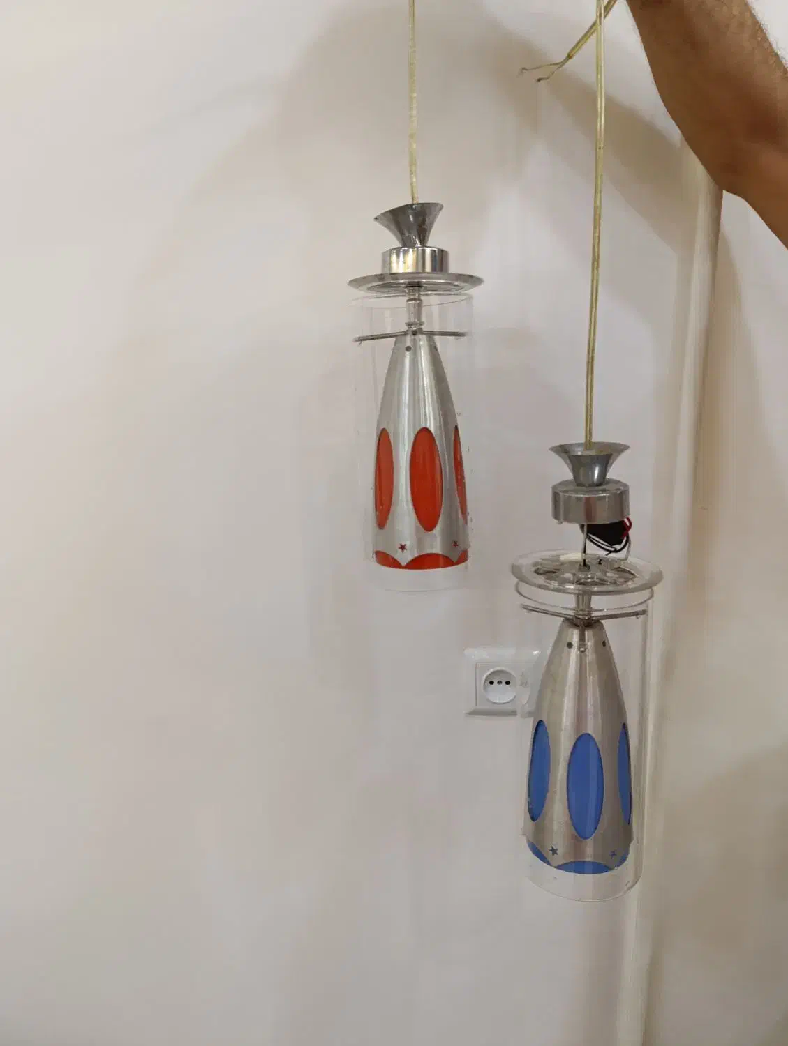 دوتا لوستر|لوستر و چراغ آویز|خمین, |دیوار