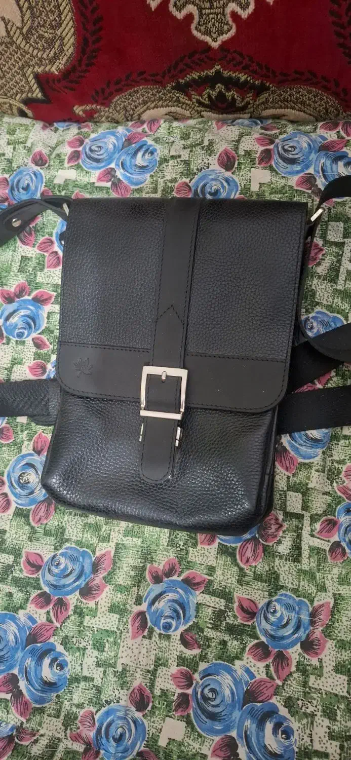 کیف رو دوشی چرم طبیعی|کیف، کفش، کمربند|یزد, |دیوار