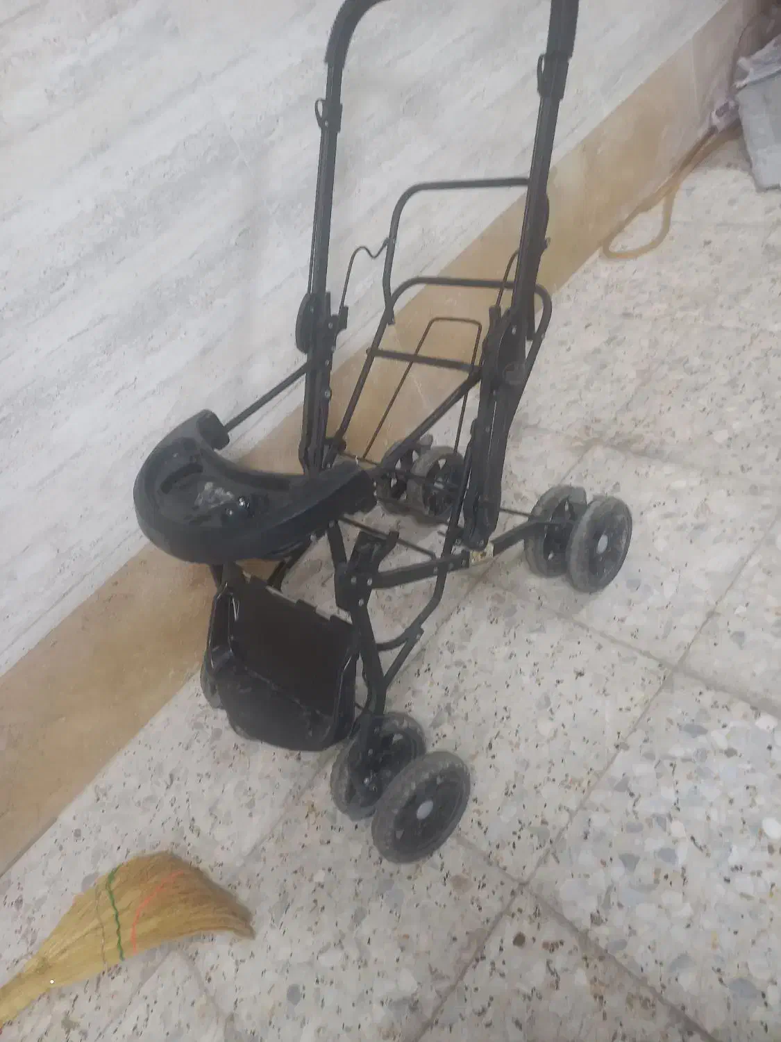 اسکلت کالسکه سالم|کالسکه و لوازم جانبی|محمدشهر, کوی بهار|دیوار