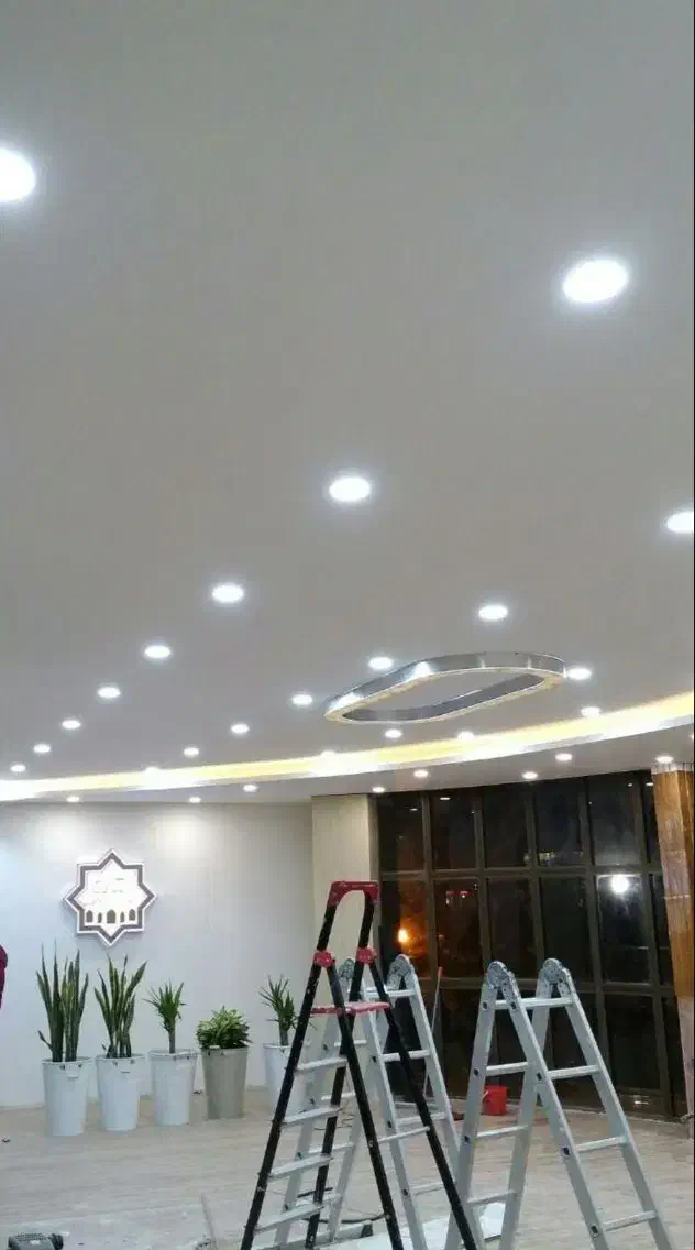 برقکار /خرده کاری برق/رفع اتصالی /24ساعته کل قم|خدمات پیشه و مهارت|قم, بکایی|دیوار