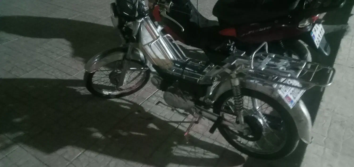 موتور  پاکشتی و ۷۰ا رزون ب قیمت  مزایده|موتورسیکلت|زرقان, |دیوار