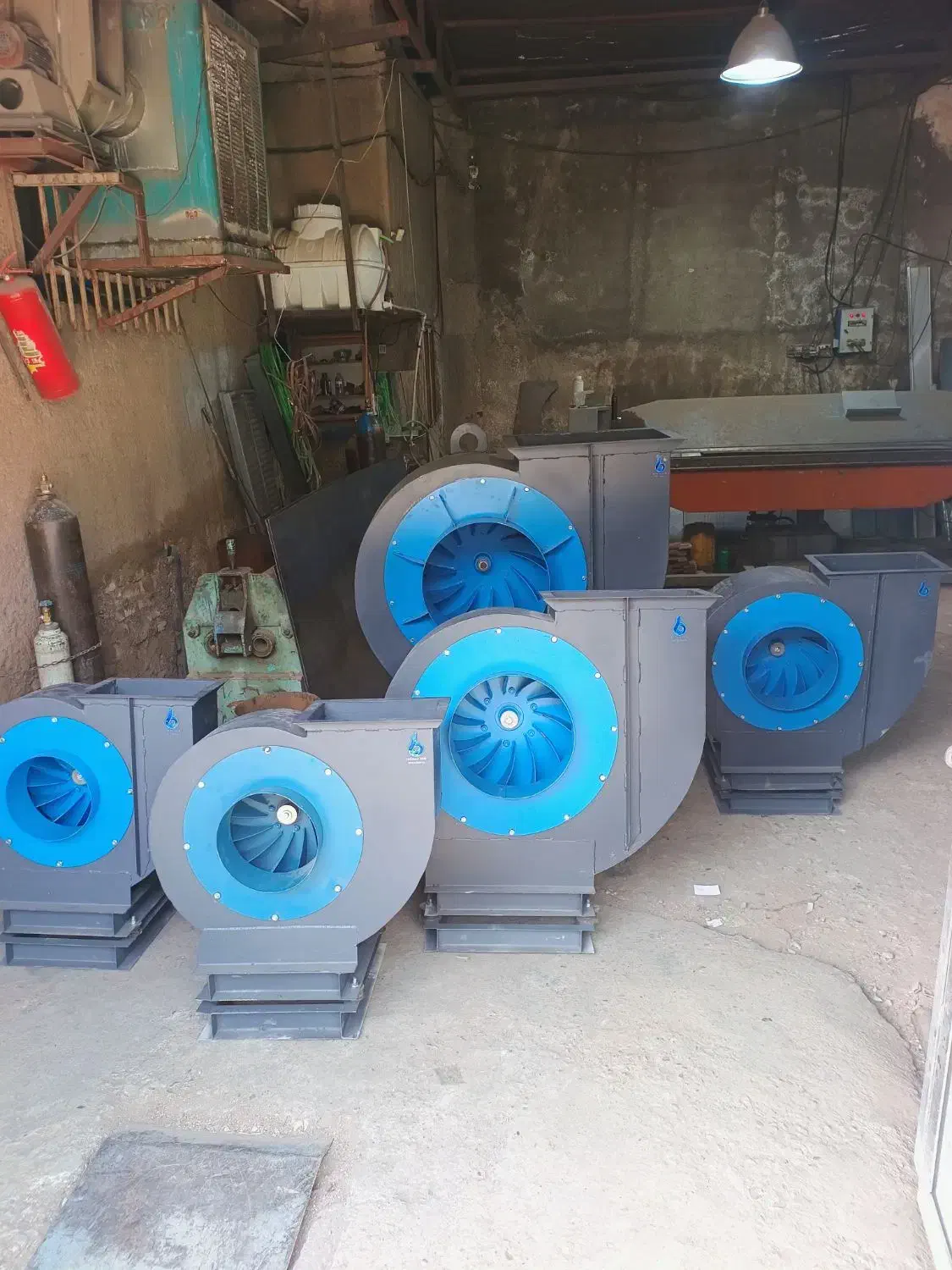 استخدام جوشکار Co2 و کارگر ساده|استخدام صنعتی، فنی، مهندسی|رباط‌کریم, پیغمبر|دیوار