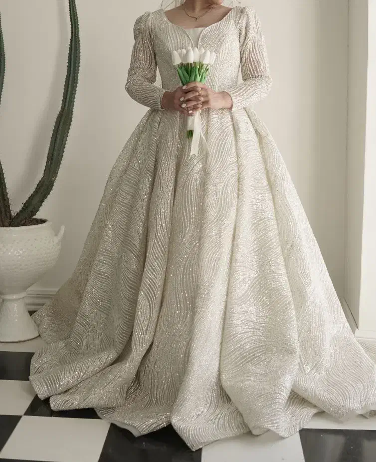 لباس عروس عربی درخشان|لباس|تهران, نارمک|دیوار