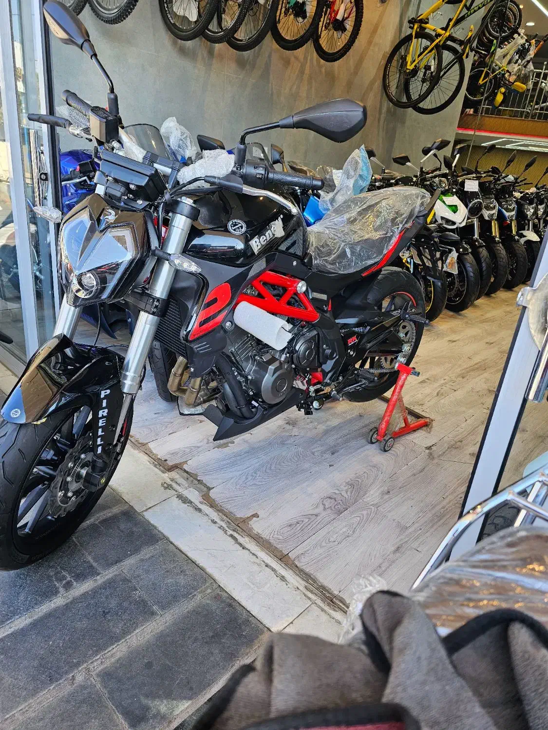 فروش اقساطی انواع بنلی|موتورسیکلت|شیراز, شهرک گلستان|دیوار