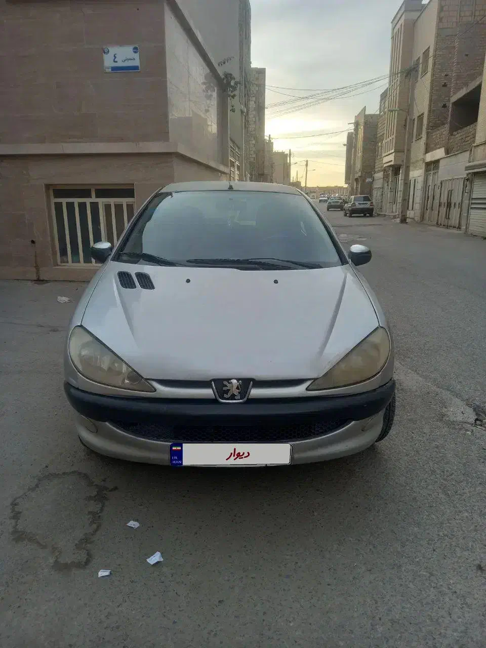 206 مدل 83|خودرو سواری و وانت|یزد, |دیوار