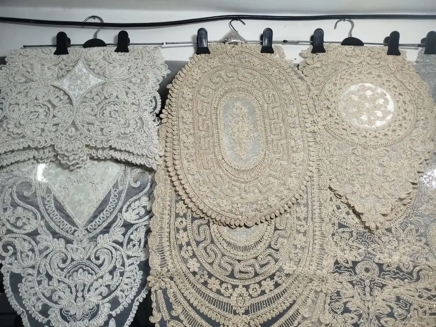 رومیزی دانتل  ۴تیکه ترک|پرده، رانر، رومیزی|باقرشهر, |دیوار