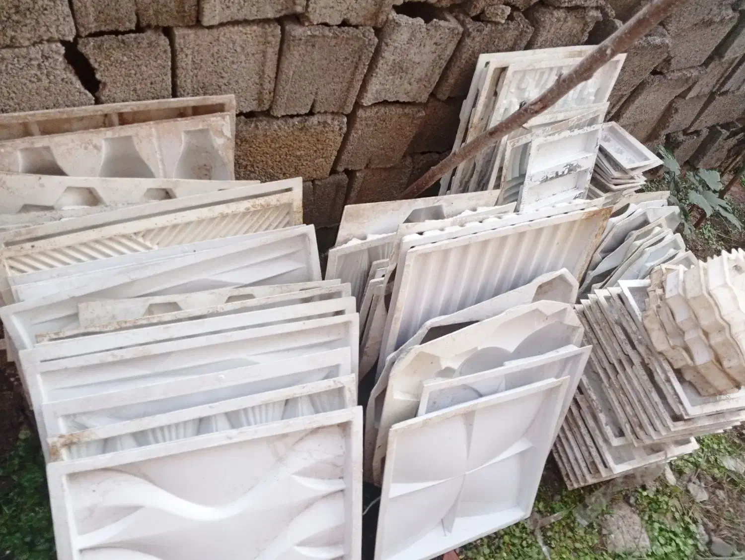 تعدادی قالب سنگ مصنوعی درحدنو تغییرشغل|مصالح و تجهیزات ساختمان|رشت, ولکس|دیوار