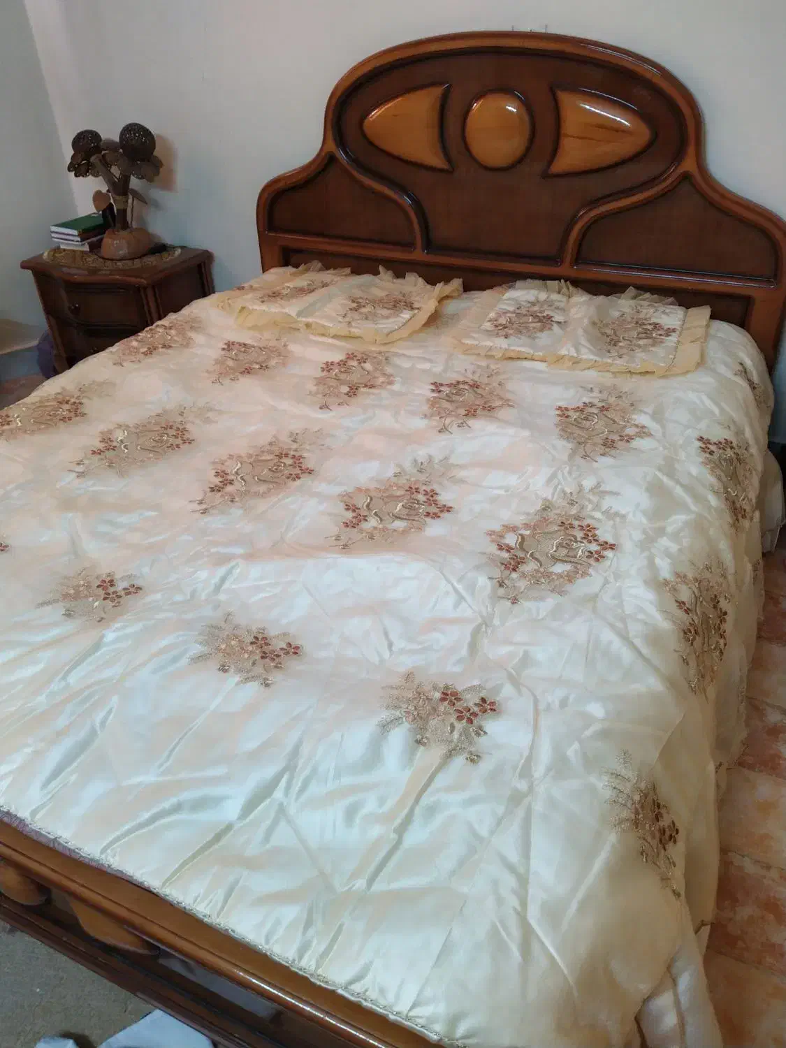 روتختی خامه دوزی خارجی نونو|سرویس روتختی|اصفهان, ناژوان|دیوار