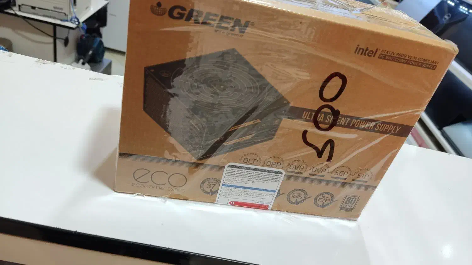 خفیف 5/5 ترک|قطعات و لوازم جانبی رایانه|یاسوج, |دیوار