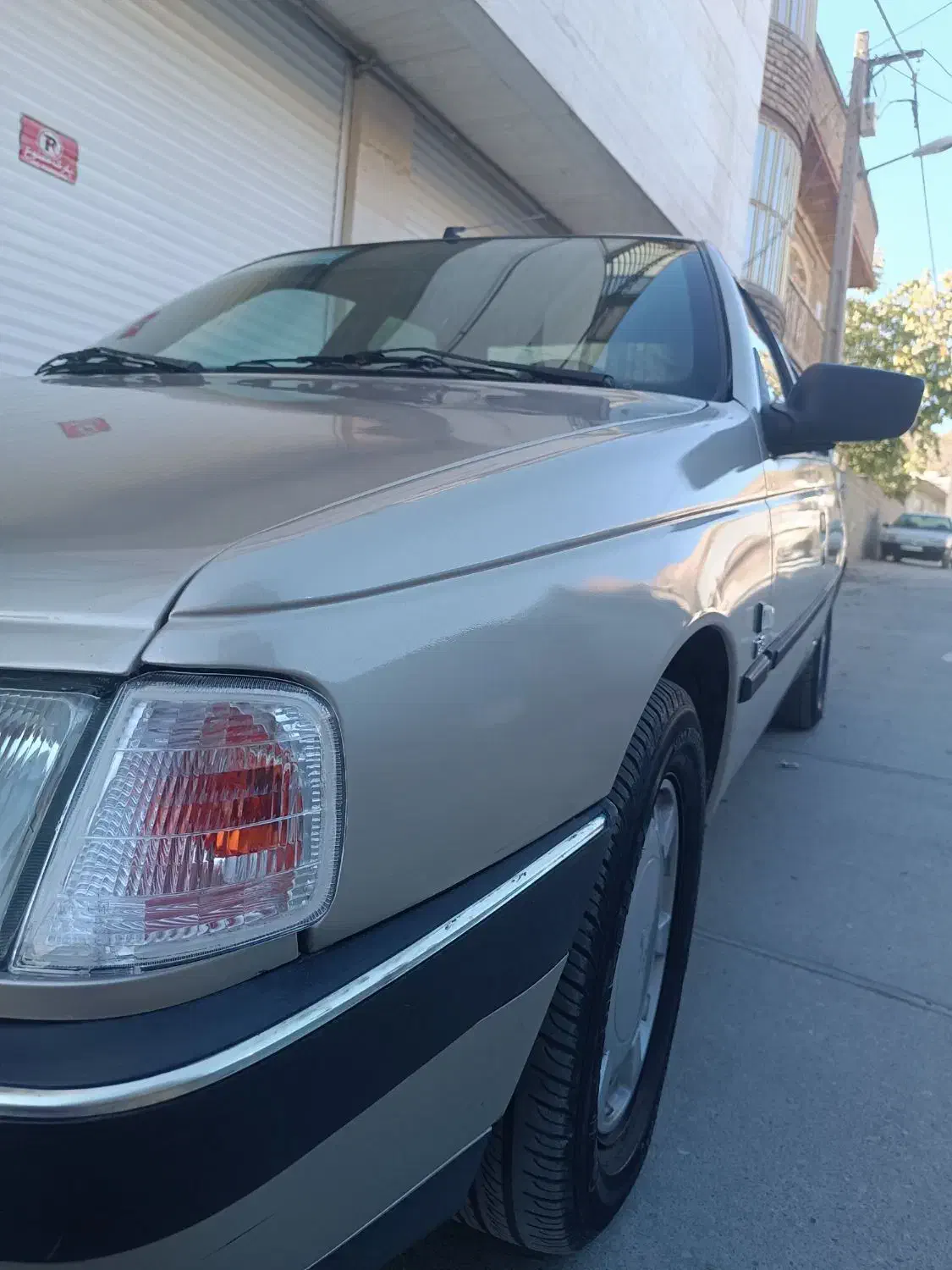 405 مدل 83 بژ|خودرو سواری و وانت|بانه, |دیوار