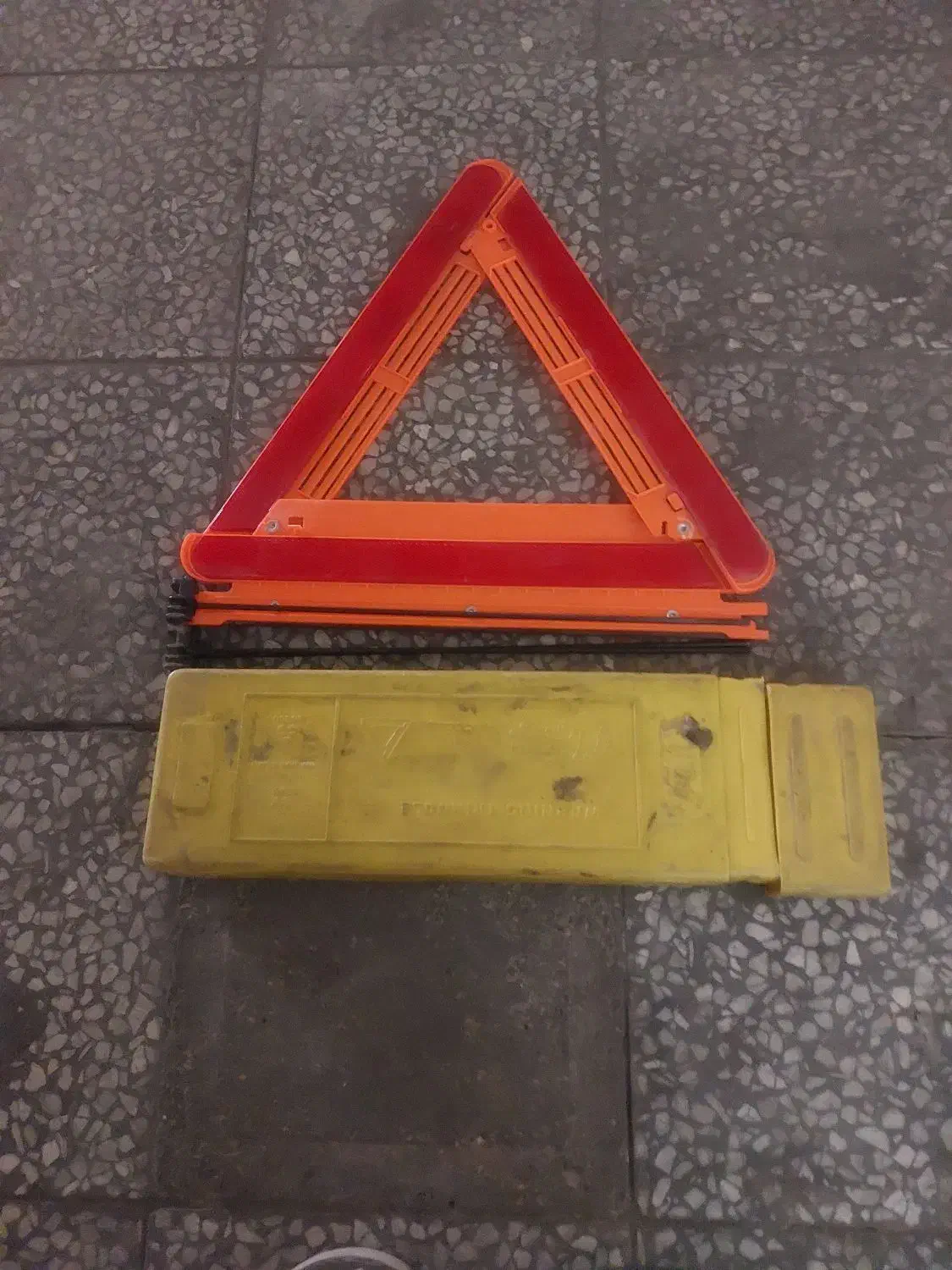 چراغ|لامپ و چراغ|ورامین, ورامین|دیوار