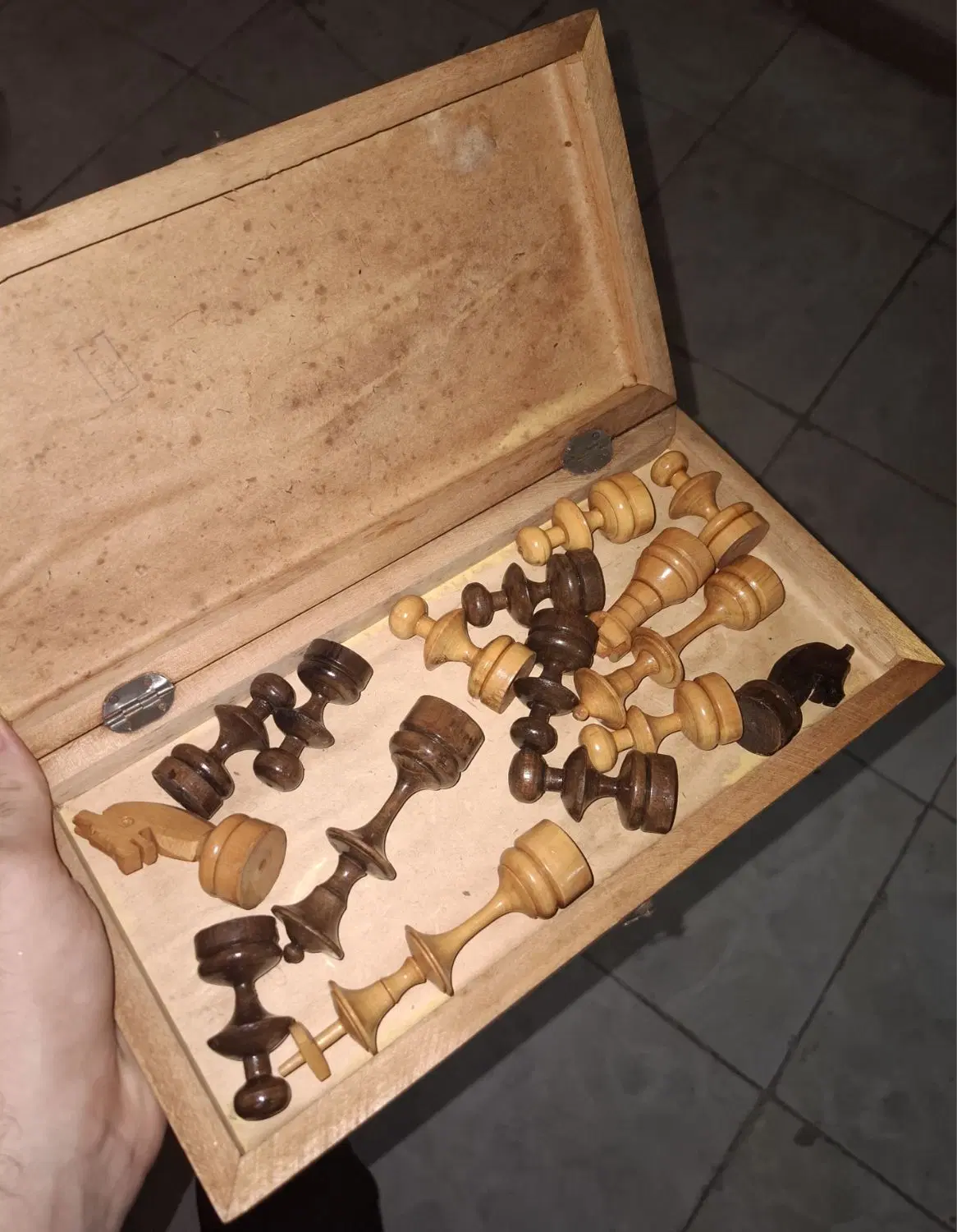 شطرنج|کلکسیون و سرگرمی|رشت, سعدی (تختی)|دیوار