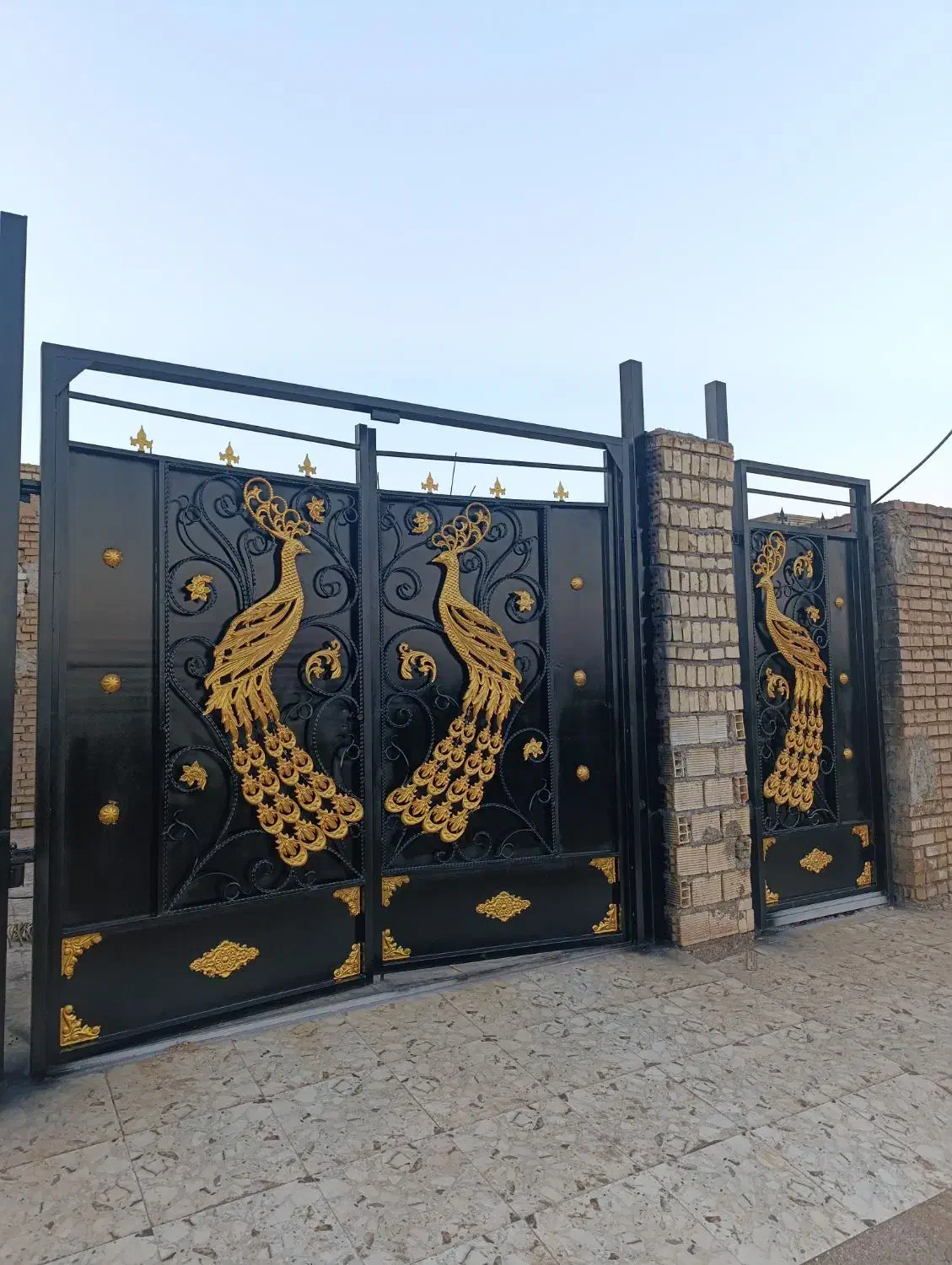 رنگ آمیزی ساختمان درب و پنجره تضمینی|خدمات پیشه و مهارت|اهواز, زیتون کارمندی|دیوار