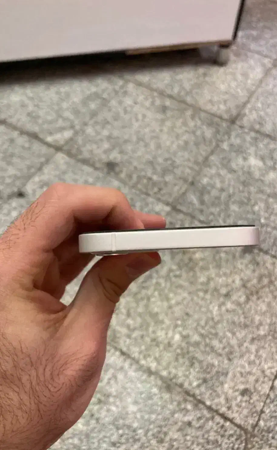 ایفون ۱۲نرمال عطیقه|موبایل|قروه, |دیوار