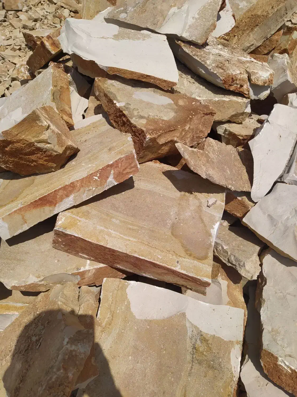 سنگ فرش و مالون و لاشه سنگ با قیمت مناسب|مصالح و تجهیزات ساختمان|روانسر, |دیوار