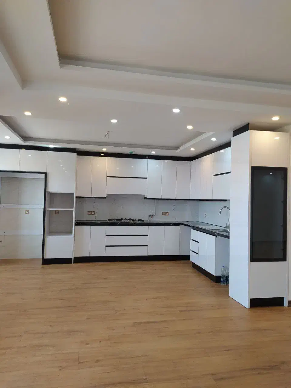 کابینت و کمد دیواری|خدمات پیشه و مهارت|کلاچای, |دیوار