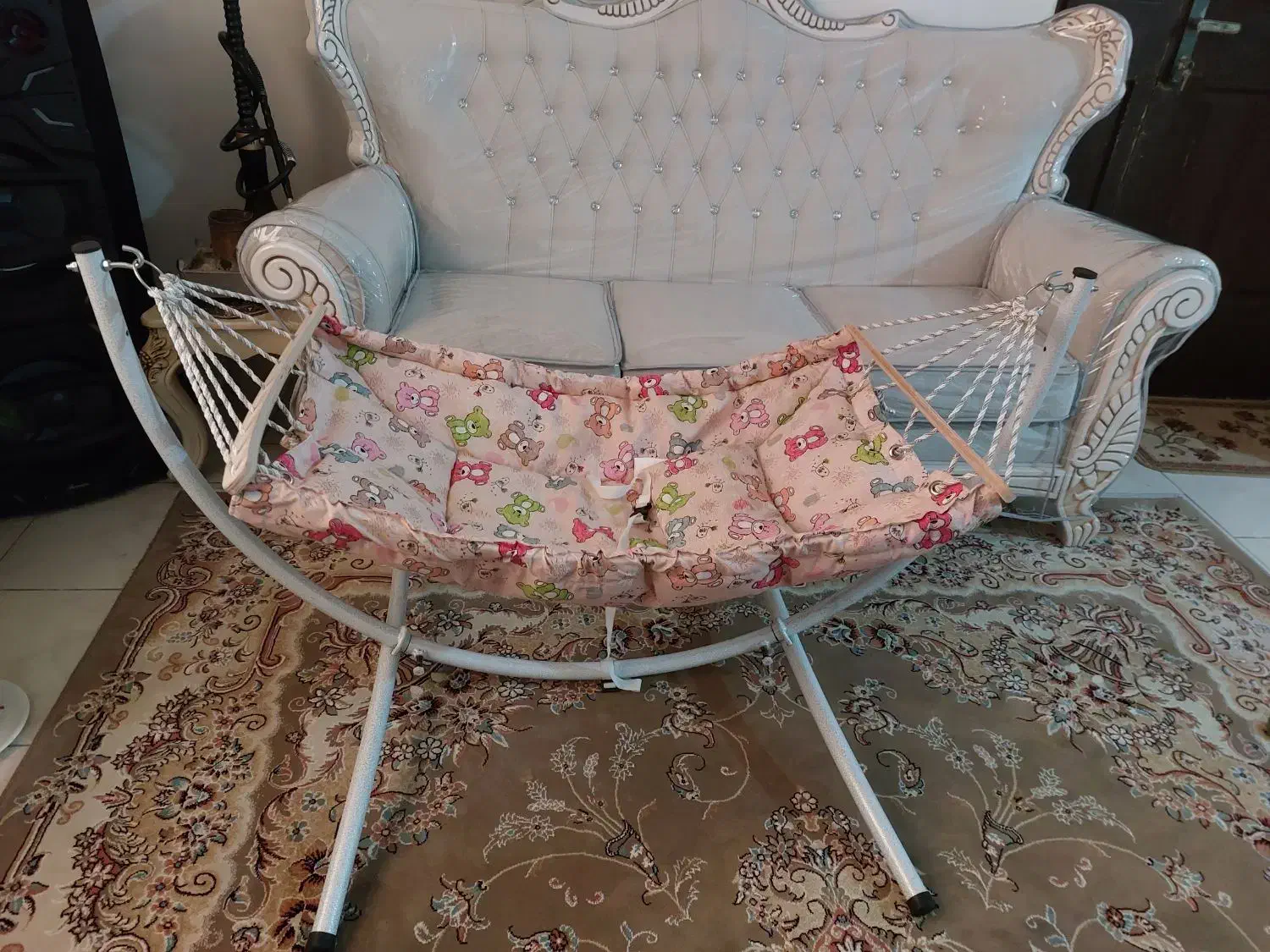 گهواره یا نی نی لای لای|تخت و صندلی بچه|ساوه, |دیوار