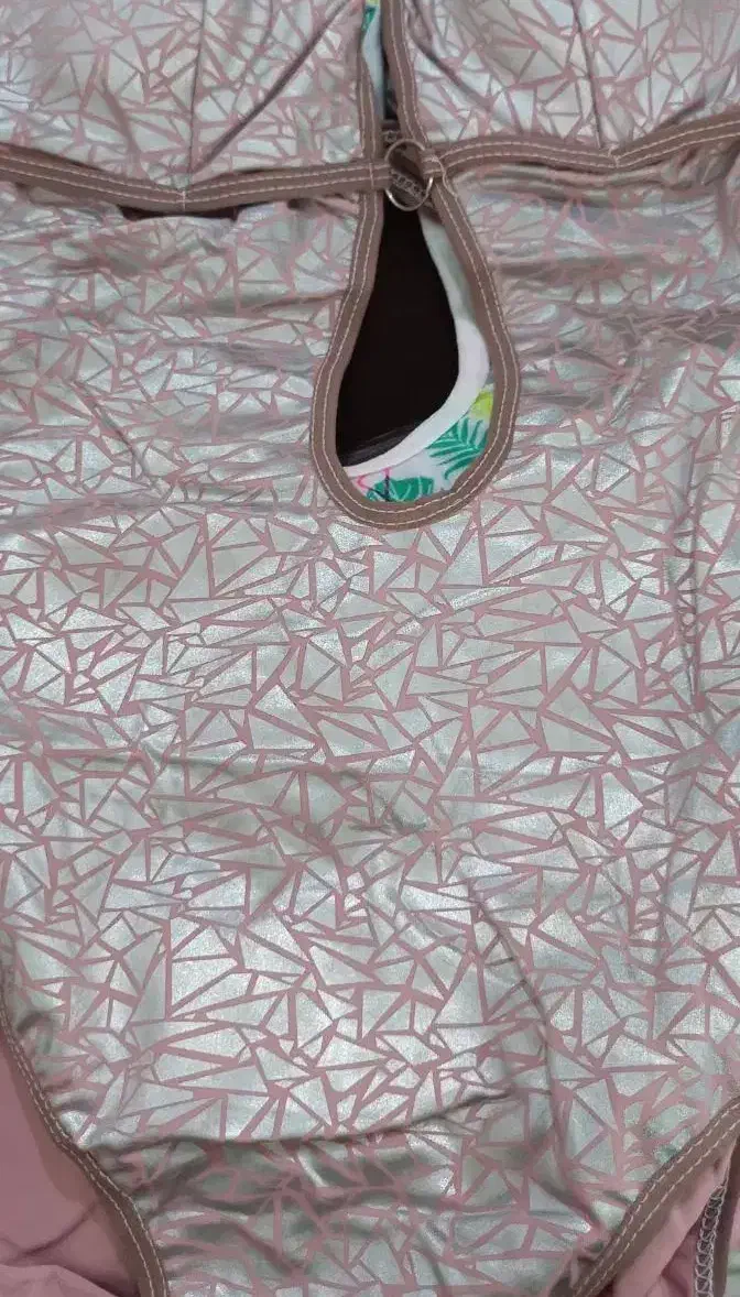 لباس خواب|لباس|رامهرمز, |دیوار