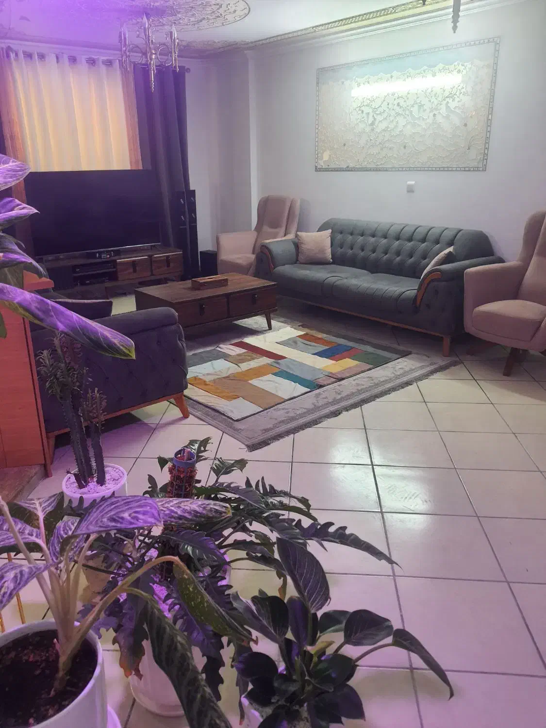 اجاره روزانه واحد دوخوابه با تراس بزرگ|اجارهٔ کوتاهمدت آپارتمان و سوئیت|شیراز, ریشمک|دیوار