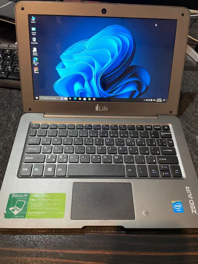 لپ تاپ zed air mini|رایانه همراه|نیشابور, شهرک بسیج|دیوار