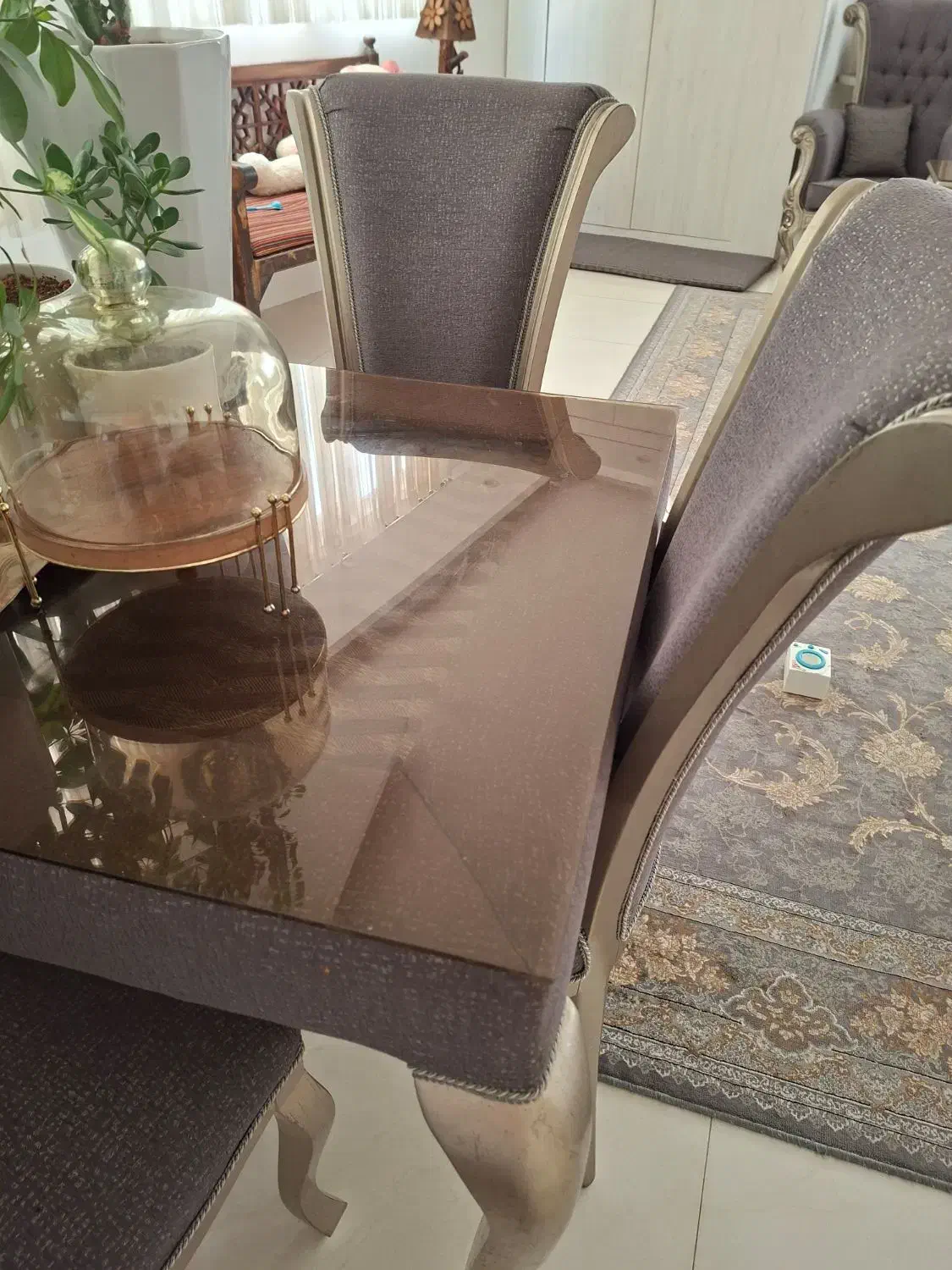 میز صندلی نهار خوری ..درحد نو|میز و صندلی غذاخوری|مشهد, هنرور|دیوار