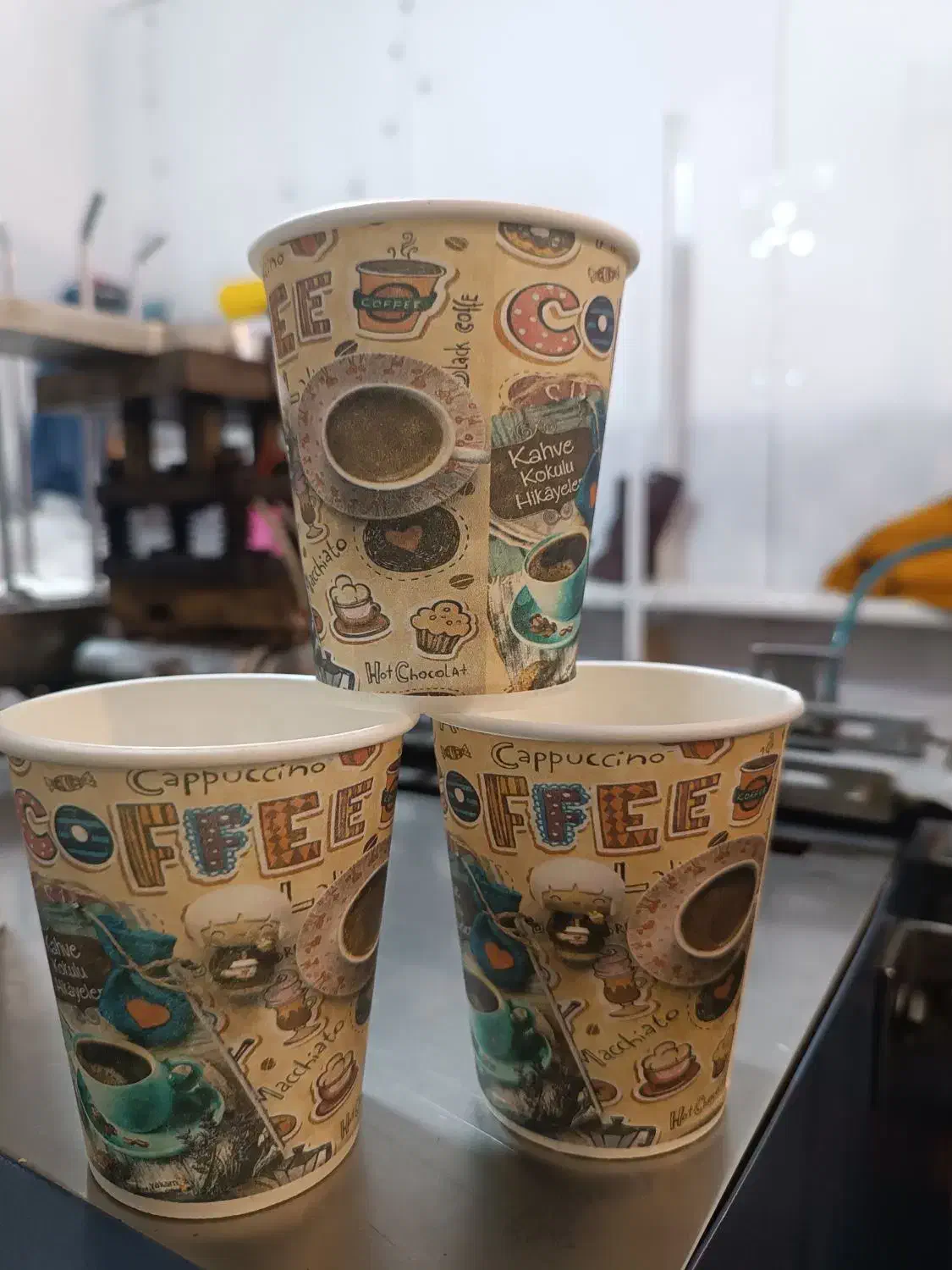 لیوان کاغذی ۲۲۰ درجه یک|ظروف نگهدارنده، پلاستیکی، یکبارمصرف|کوهسار (البرز), |دیوار