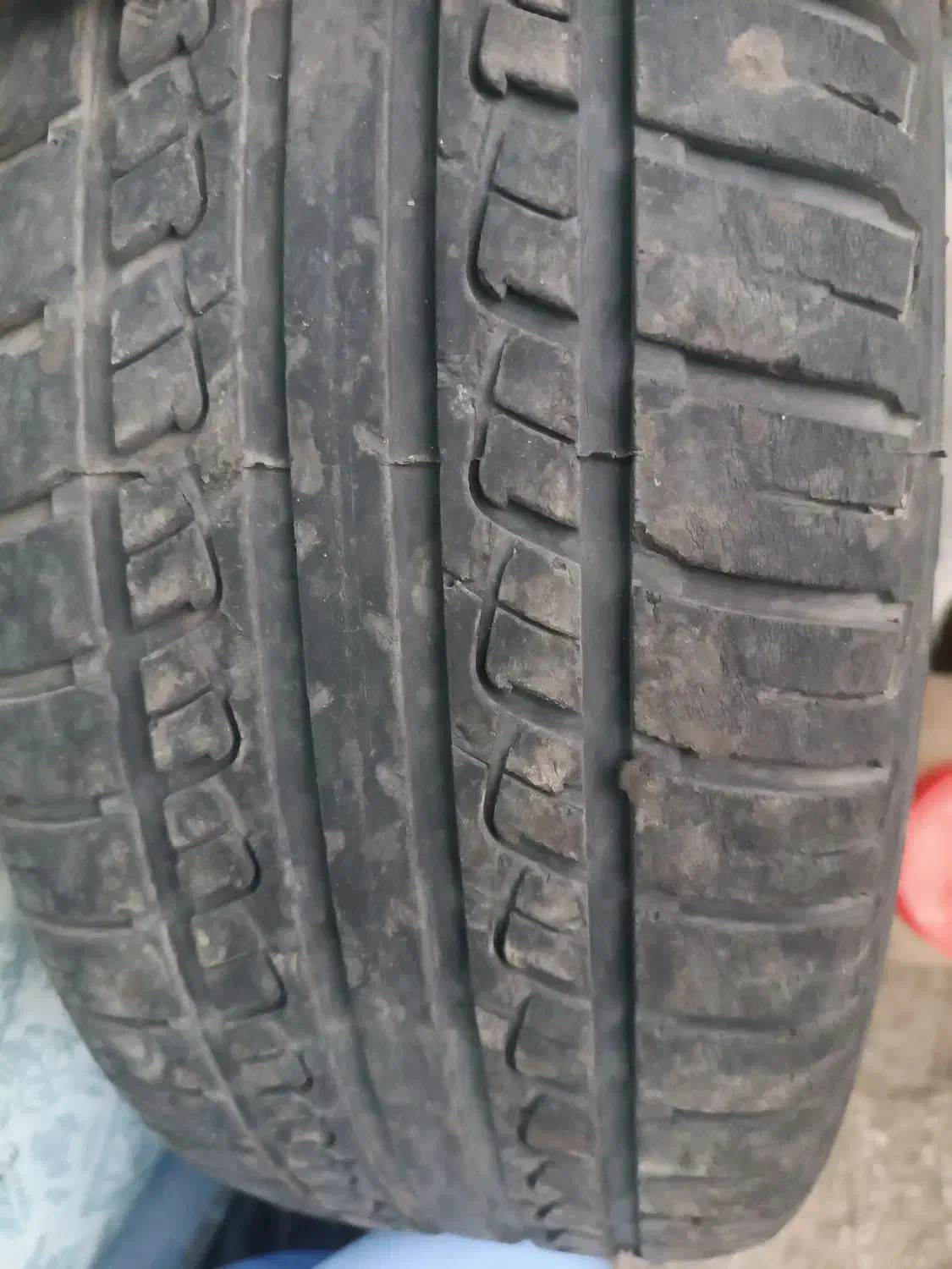 لاستیک سواری|قطعات یدکی و لوازم جانبی|قائن, |دیوار