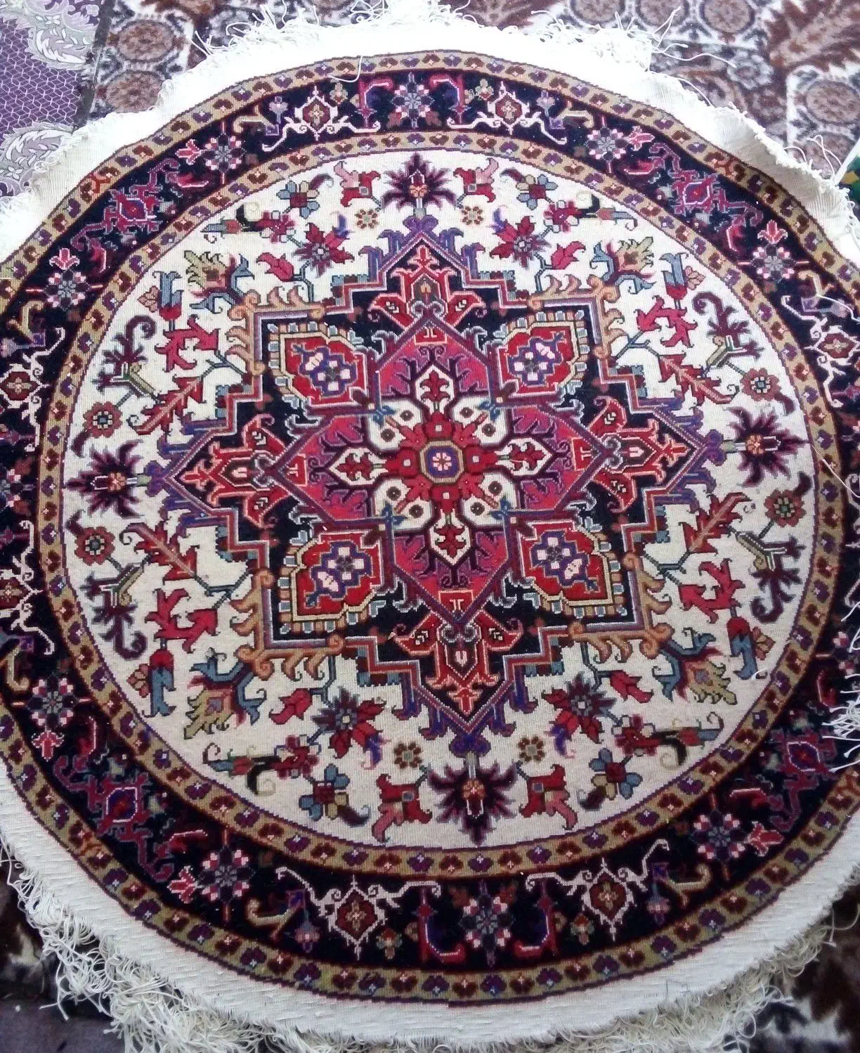 فررش دستباف دایره 1/5در1/5|فرش|آذرشهر, |دیوار