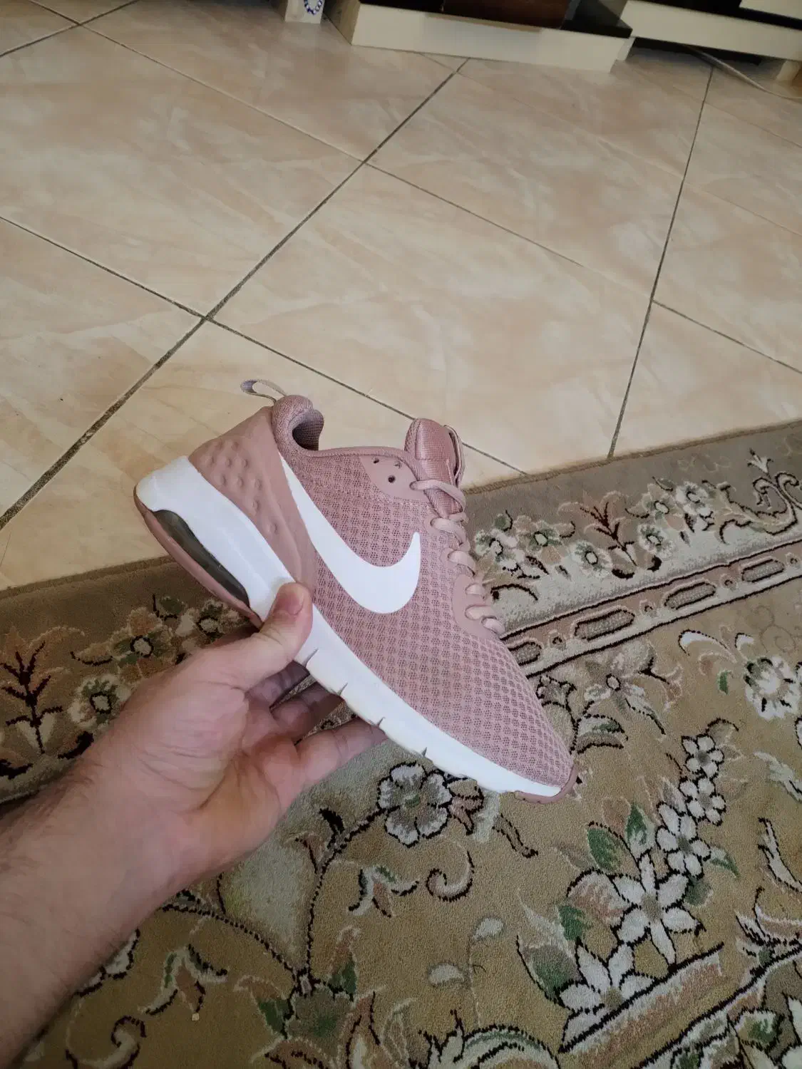 کتونی اورجینال سایز ۴۰به ۴۱ میخوره|کیف، کفش، کمربند|ورامین, شهرک فاطمیه|دیوار