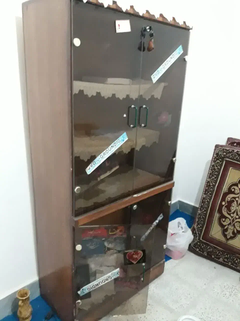 کمد شیشه ای|بوفه، ویترین، کنسول|همدان, |دیوار