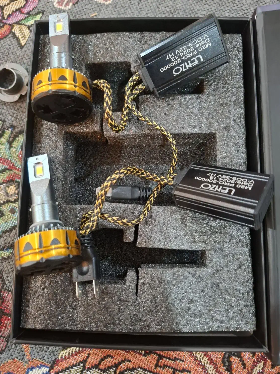 لامپ LED در حد نو با یکسال گرانتی و کاسه چراغ|قطعات یدکی و لوازم جانبی|مسجد سلیمان, |دیوار