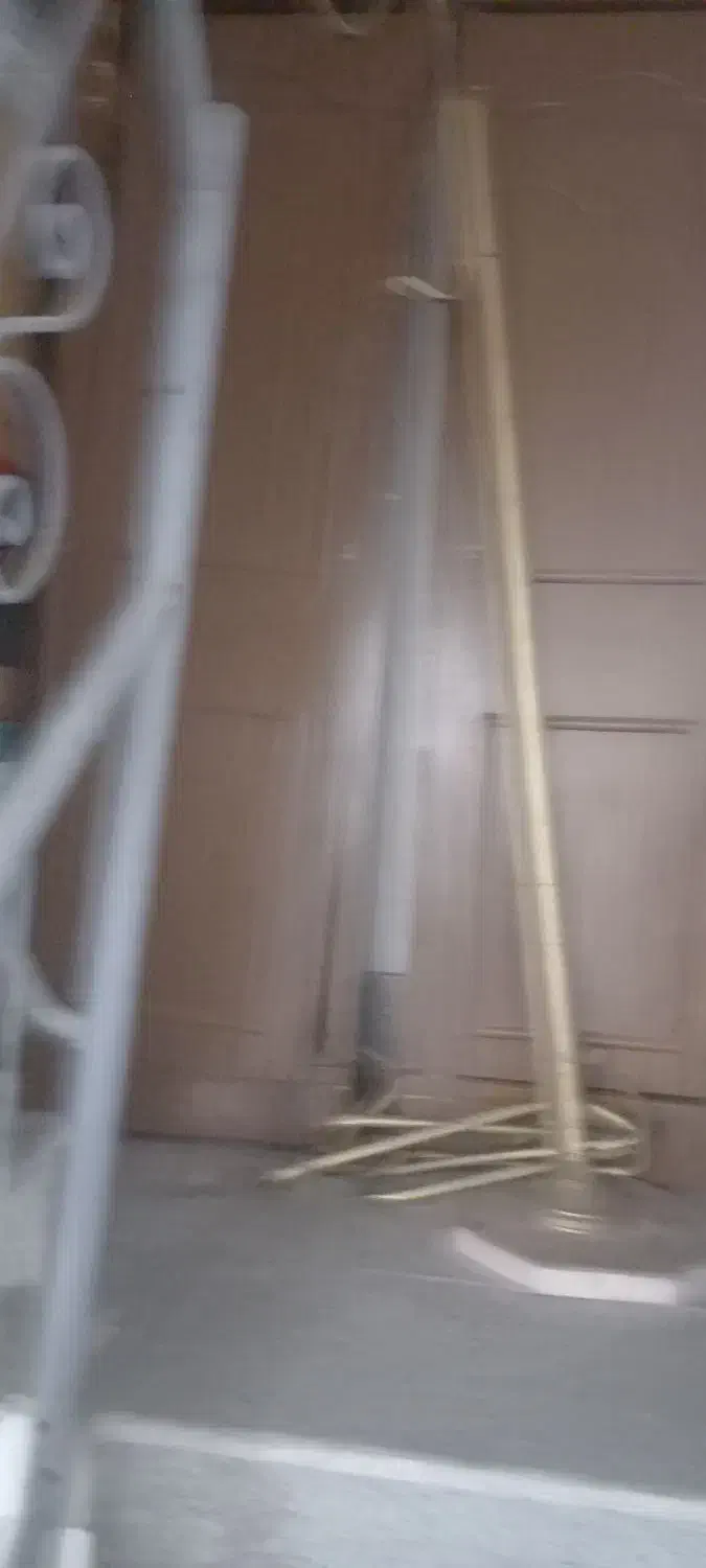 چوب لباسی ایستاده|بندرخت و رخت‌آویز|مشهد, خرمشهر|دیوار