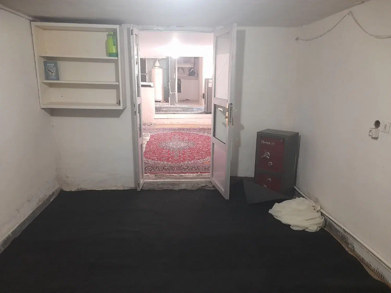 سوئیت همکف تمیز همراباگاراژ مستقل|اجارهٔ کوتاهمدت آپارتمان و سوئیت|کرمان, |دیوار