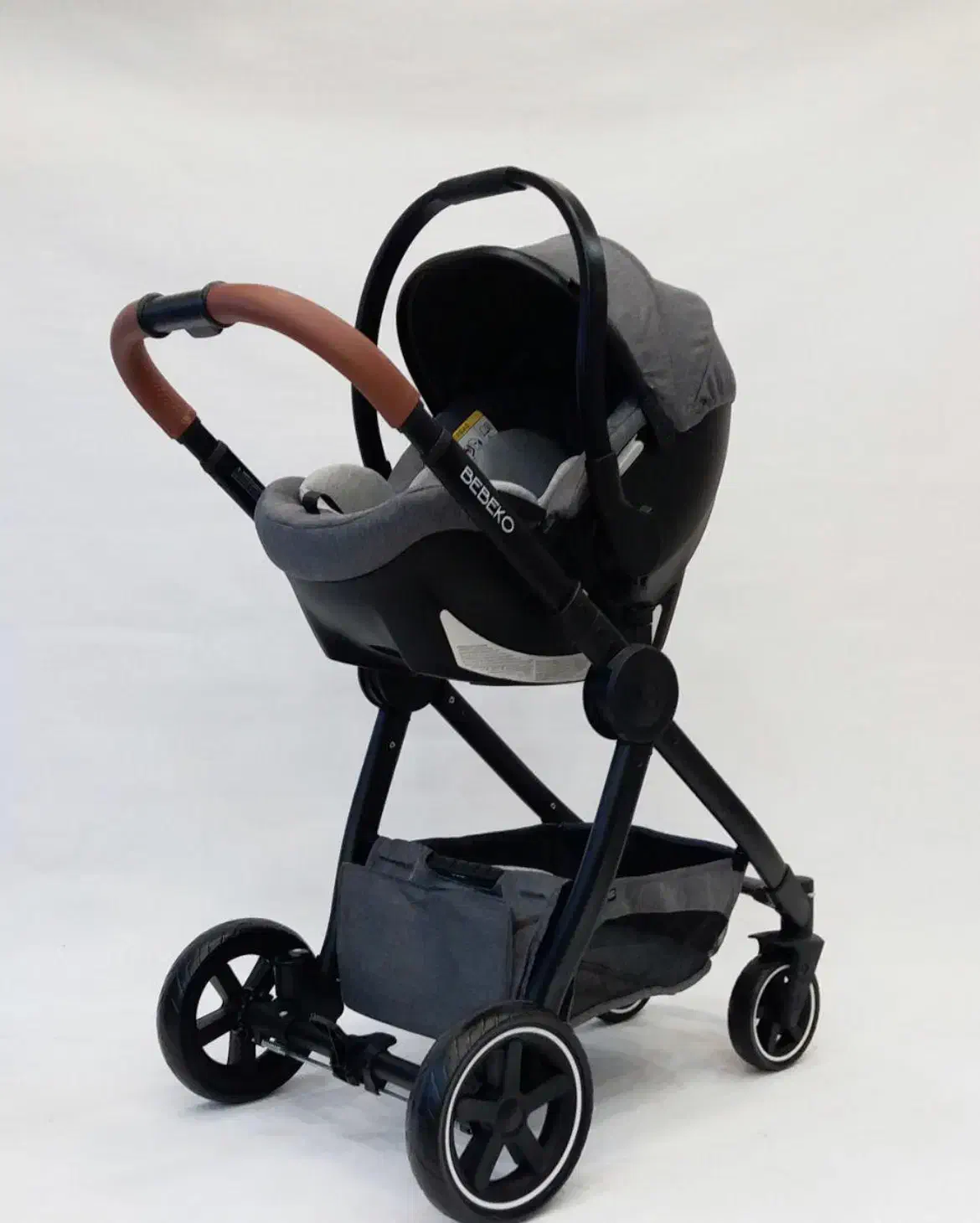 کالسکه ببکو مناسب سیسمونی|کالسکه و لوازم جانبی|کرج, آتشگاه|دیوار