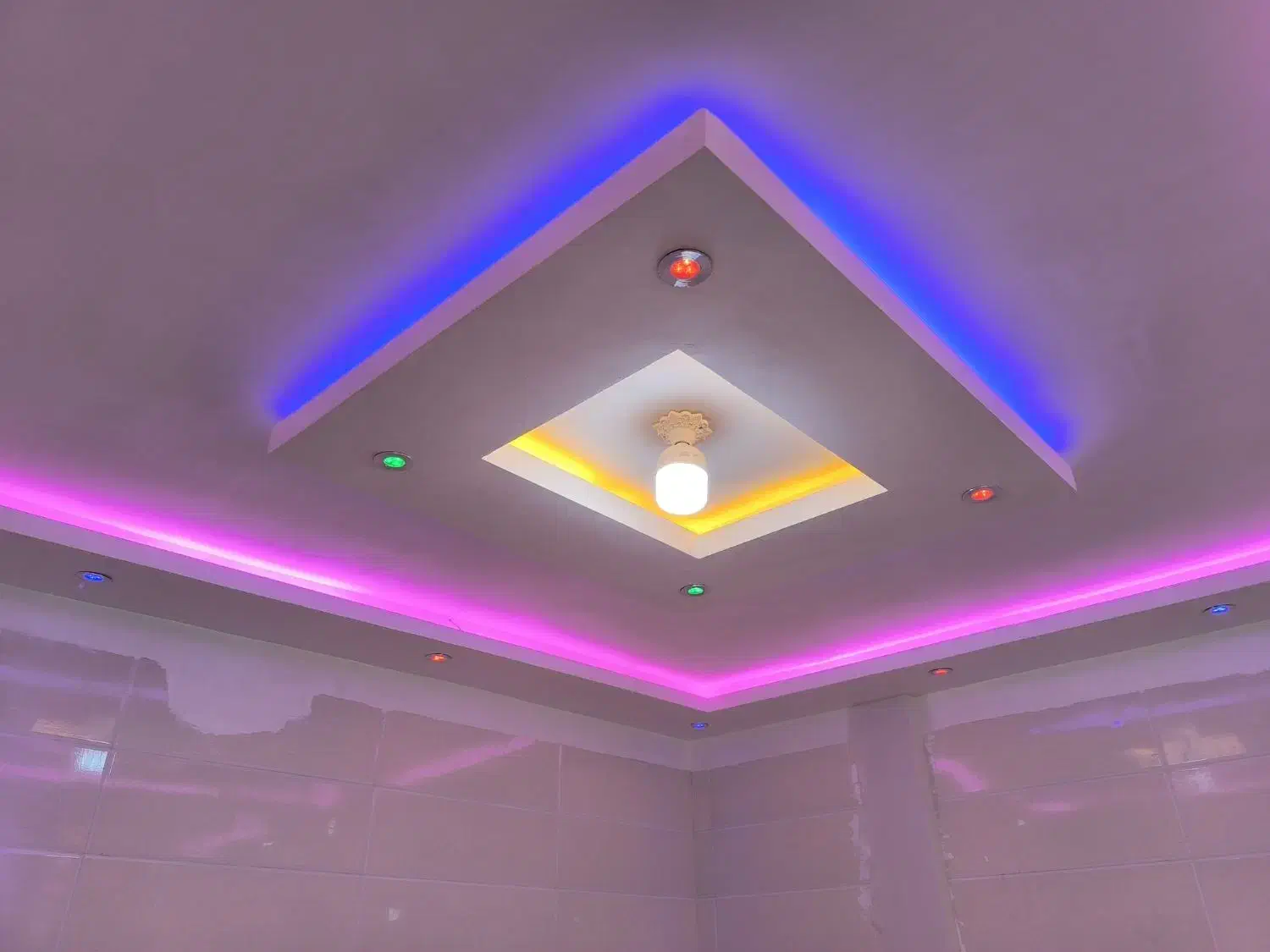 استاد گچکار|خدمات پیشه و مهارت|بم, |دیوار