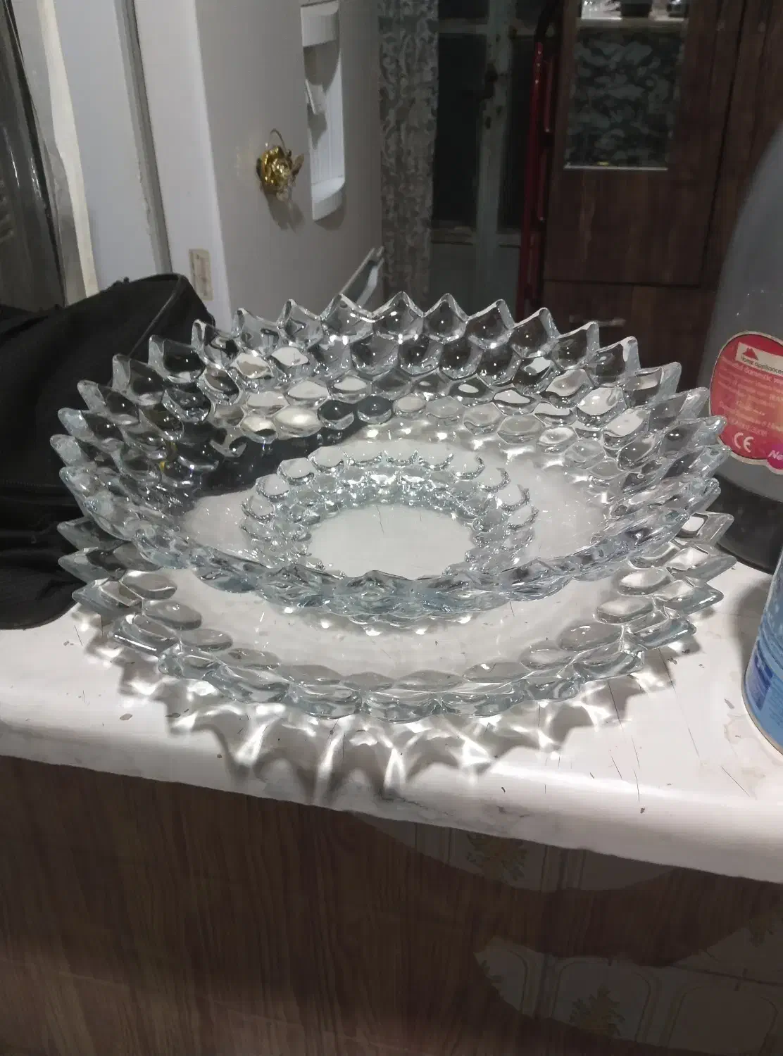 کاسه بشقاب جای میوه سیصد در چهاردانگه گلشهر|ظروف سرو و پذیرایی|چهاردانگه (تهران), |دیوار