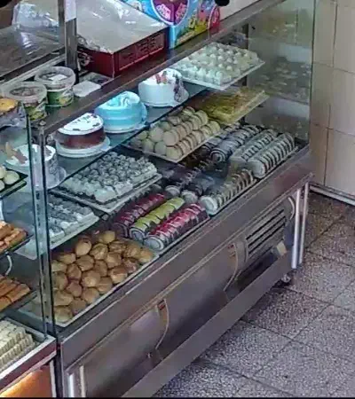 یخچال ویترین  مکعبی قنادی و شیرینی و کبابی|یخچال و فریزر|قم, شهرک امام حسن|دیوار