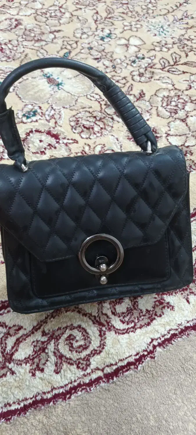 دو عدد کیف|کیف، کفش، کمربند|لنگرود, |دیوار