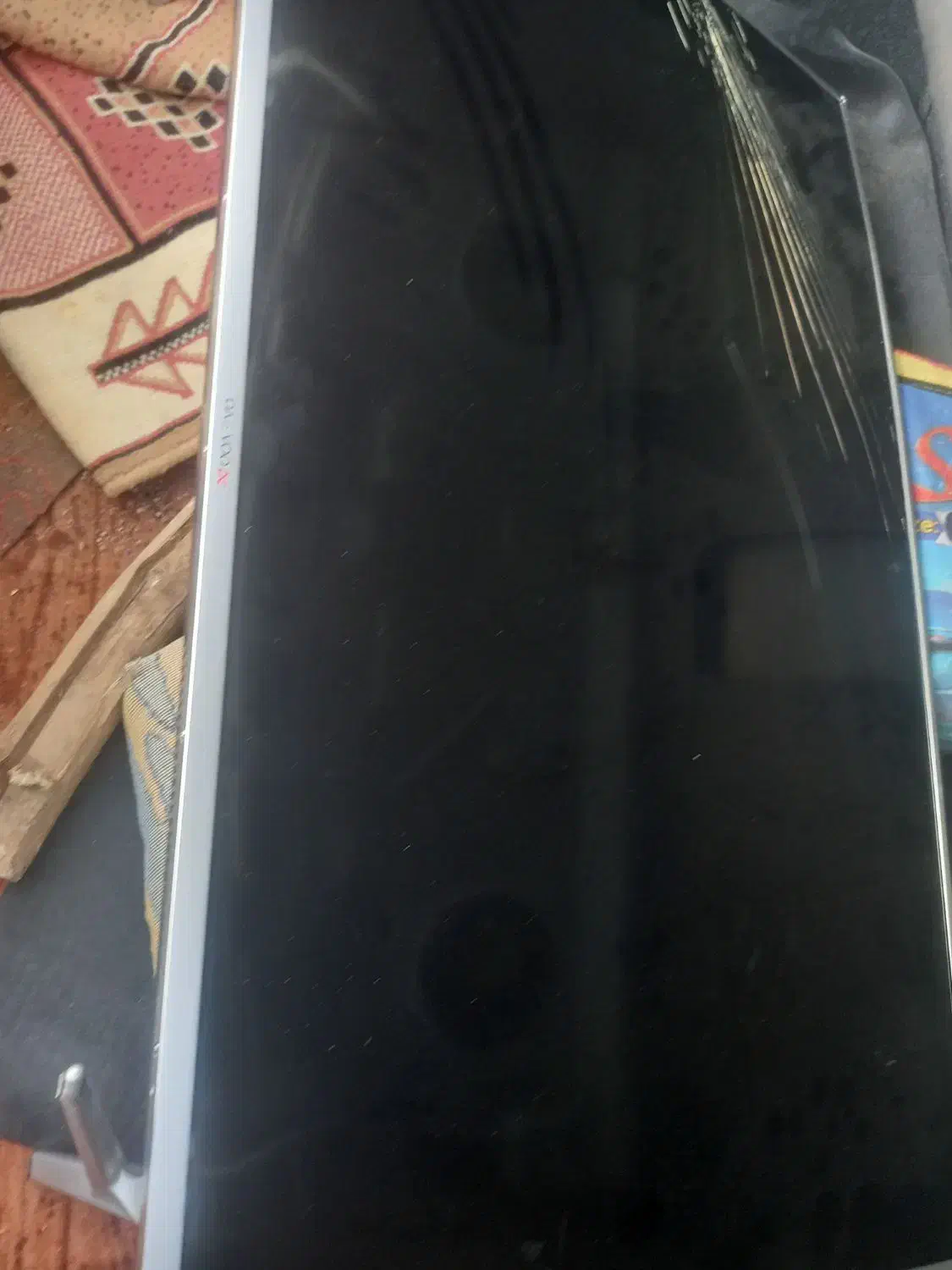 تلویزیون دوو اسمارت شکسته|تلویزیون و پروژکتور|فولادشهر, مسکن مهر فولادشهر|دیوار