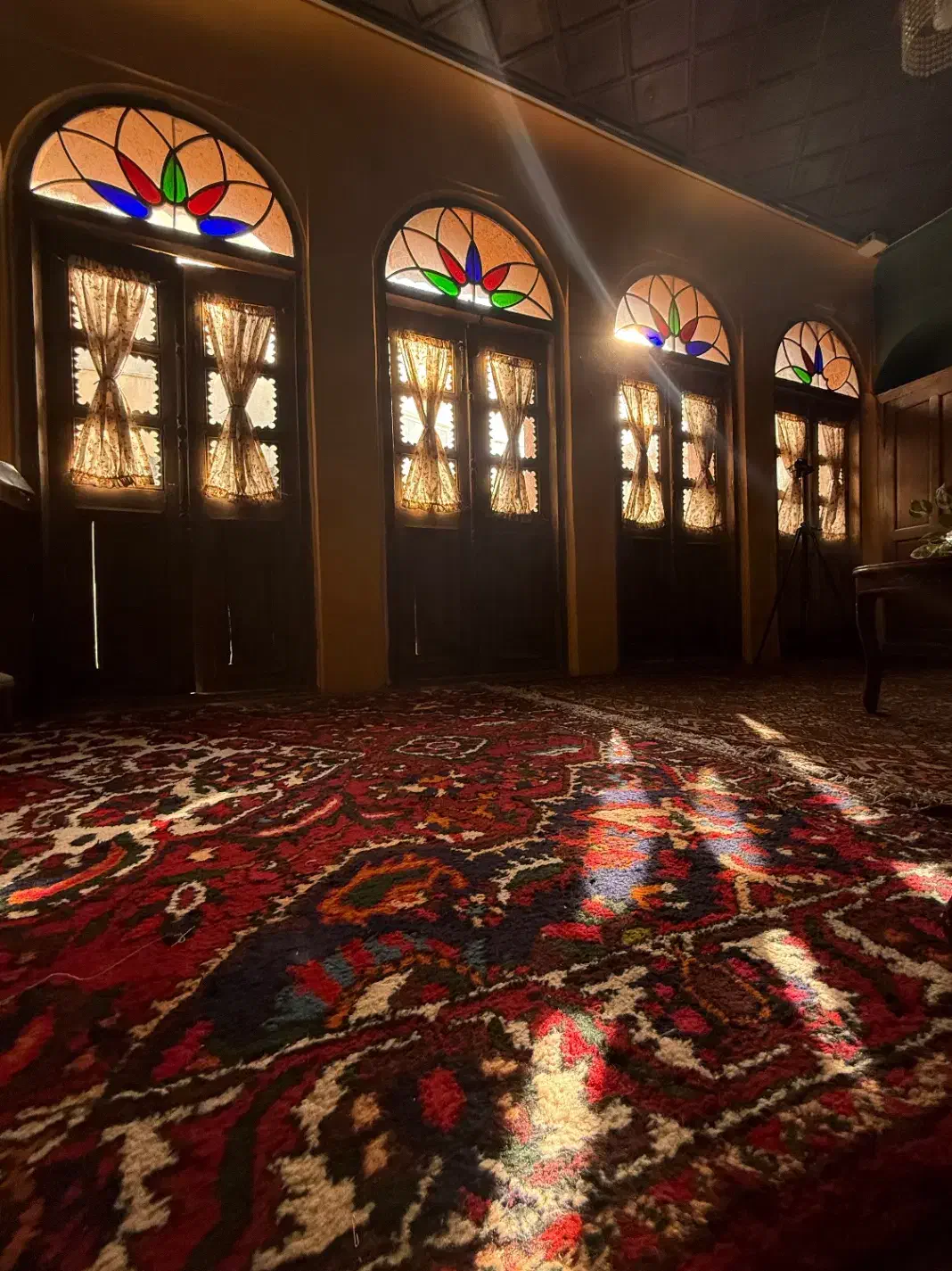 اجاره لوکیشن خصوصی|اجارهٔ کوتاهمدت دفتر کار و فضای آموزشی|اصفهان, آفاران|دیوار