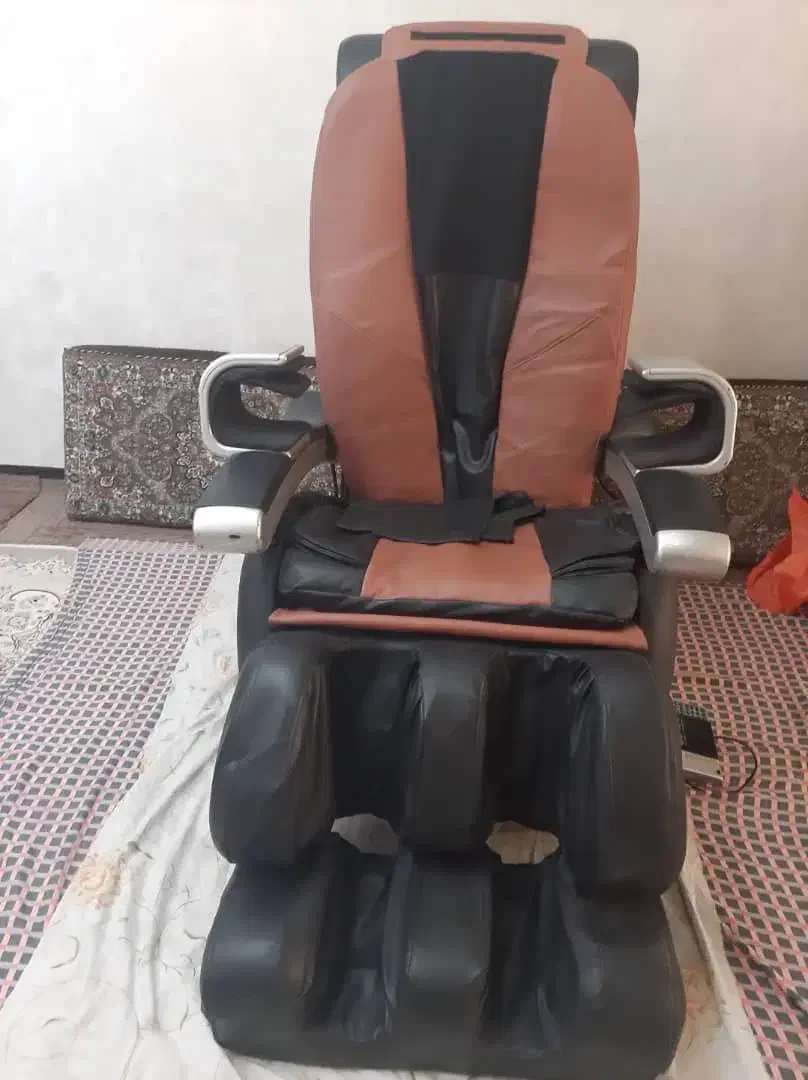 صندلی ماساژور معاوضه با گوشی و موتور|مبلمان خانگی و میز عسلی|قم, باجک دو|دیوار