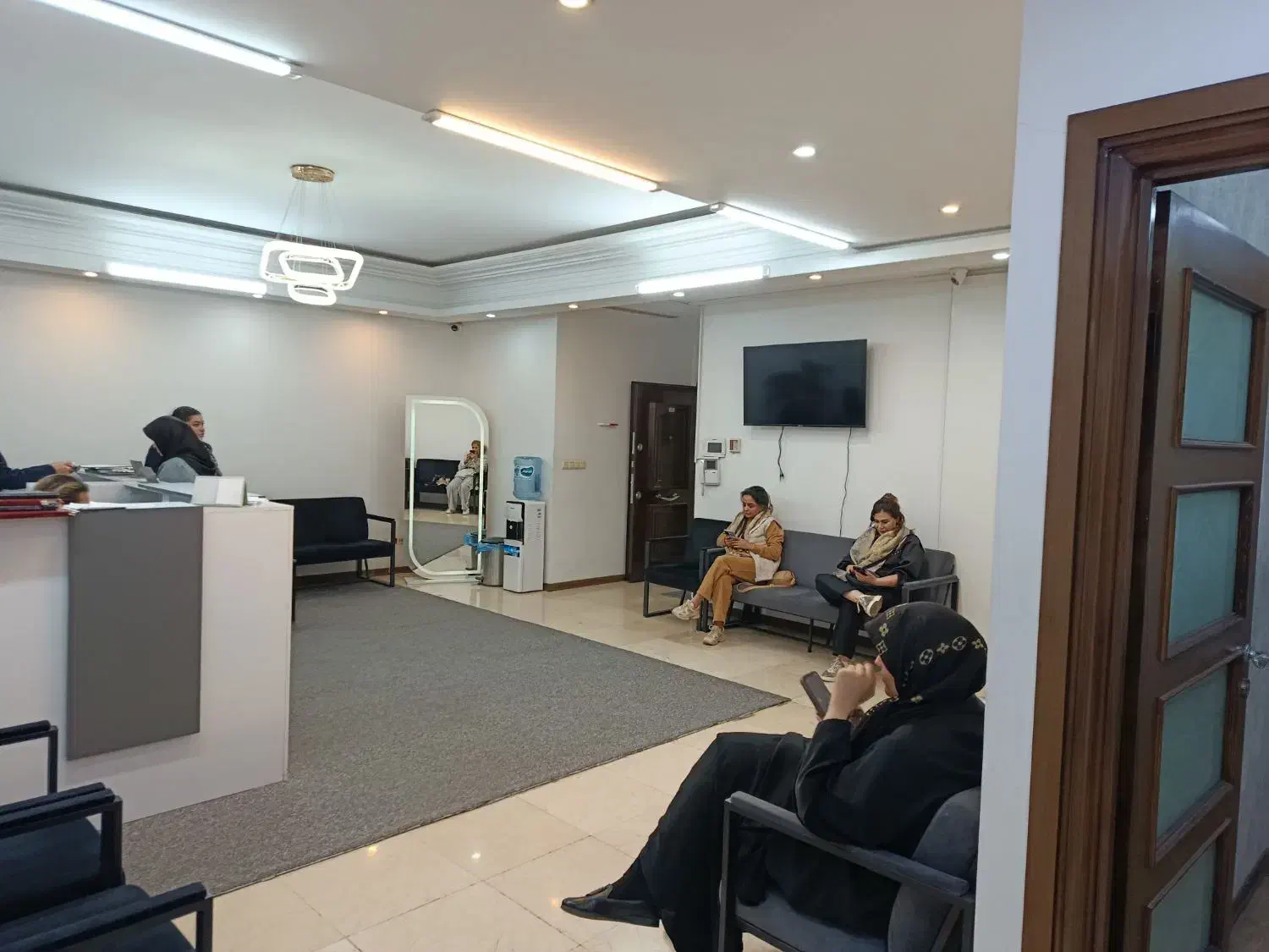 پذیرش مطب لیزر و زیبایی|استخدام درمانی، زیبایی، بهداشتی|تهران, پاسداران|دیوار