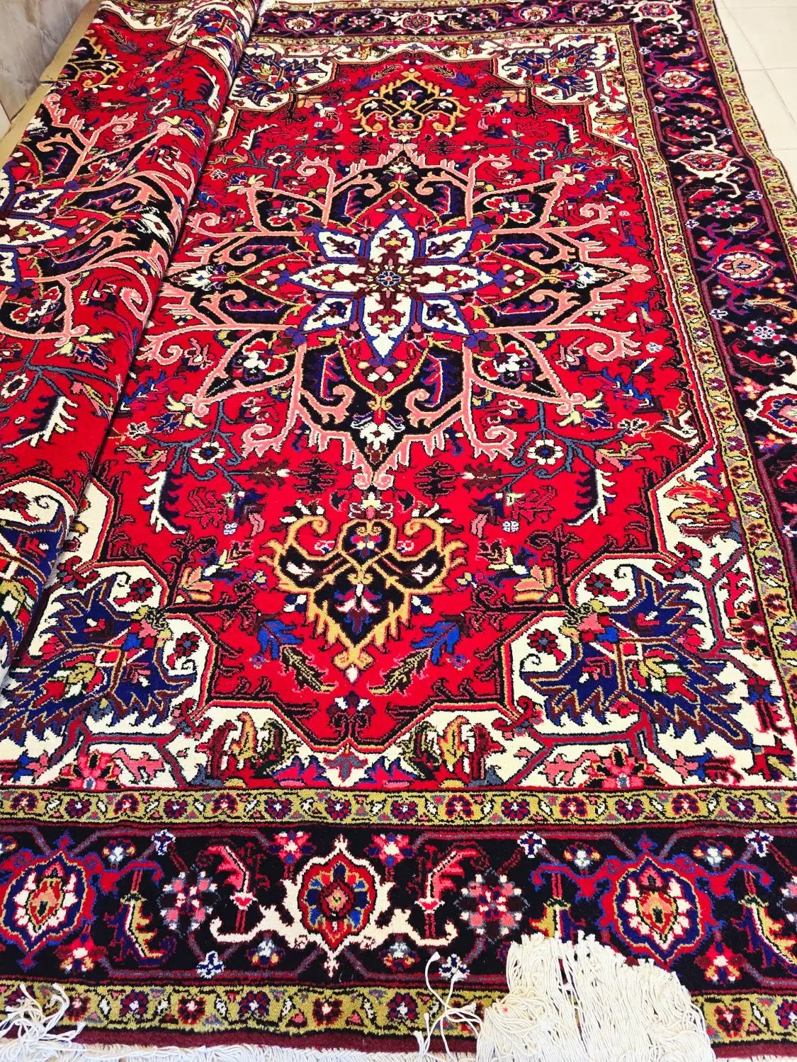 جفت ۶متری صمد خان|فرش|مرند, |دیوار