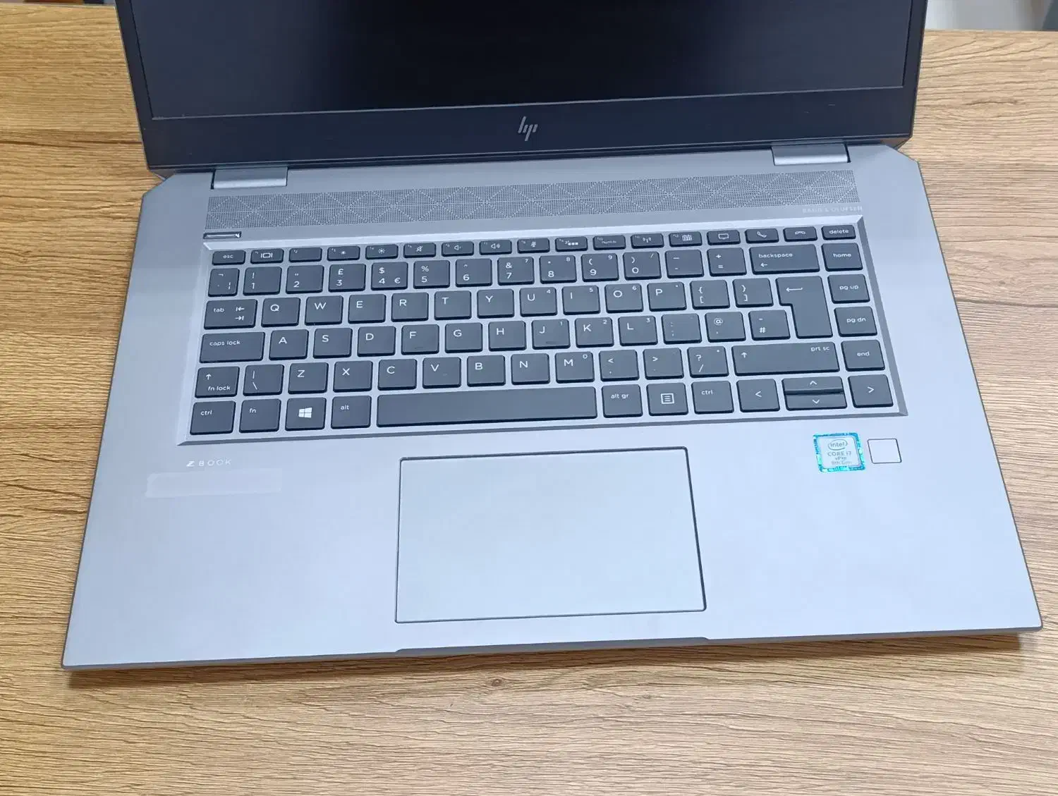 hp zbook studio g5 چهار گیگ p1000|رایانه همراه|مشهد, کوثر|دیوار