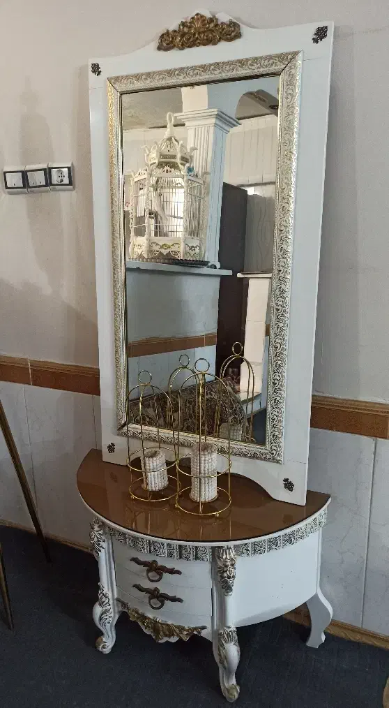 آینه کنسول|آینه|سبزوار, هویزه|دیوار