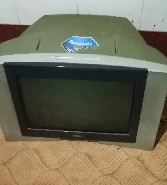 دو تا تلوزیون 32|تلویزیون و پروژکتور|قم, ولیعصر|دیوار