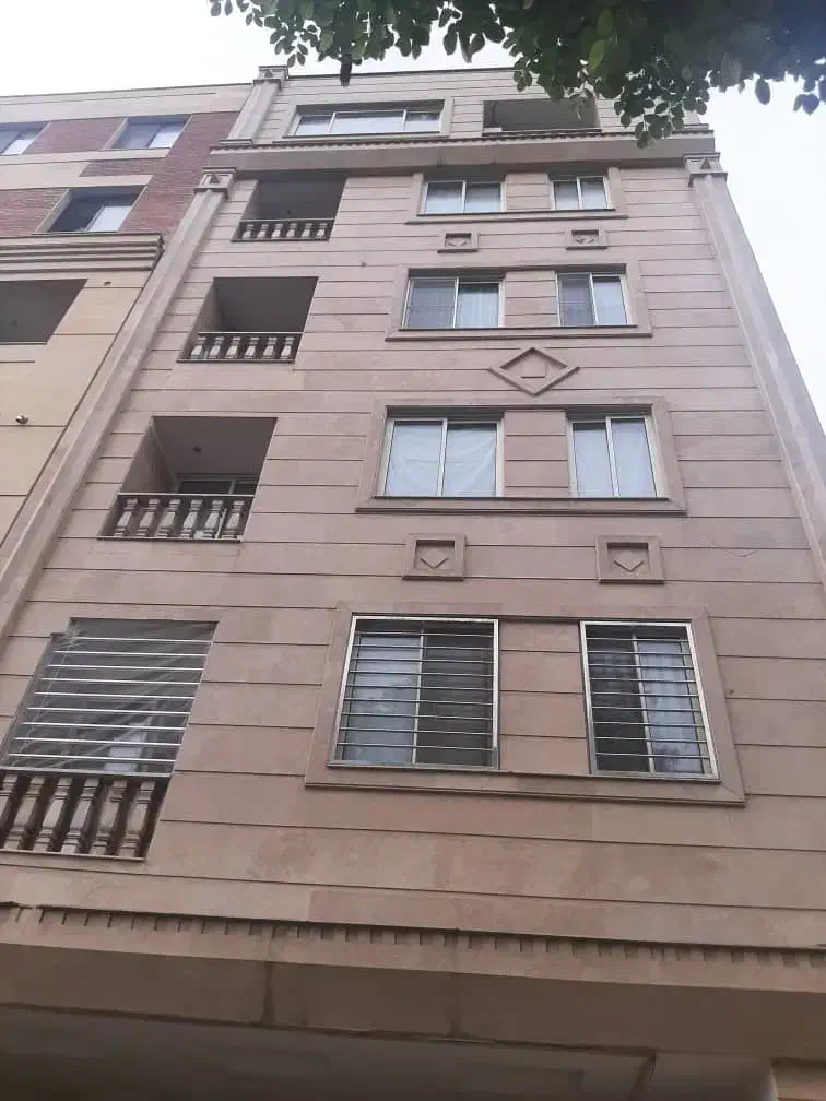 80 متر گلاب/دوخواب/فول امکانات/مترو