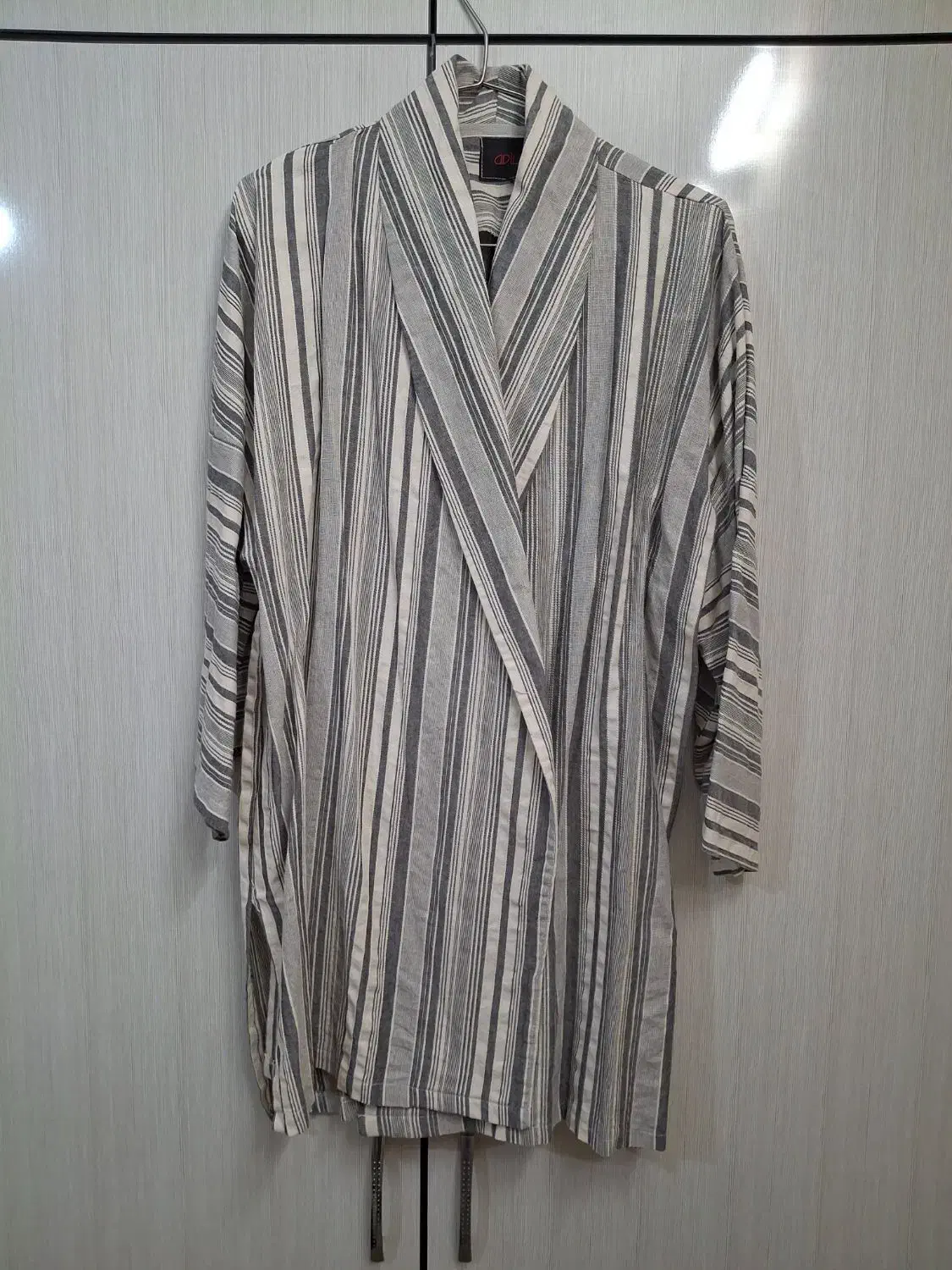 بارونی مانتو پاییزه|لباس|ری, دیلمان|دیوار