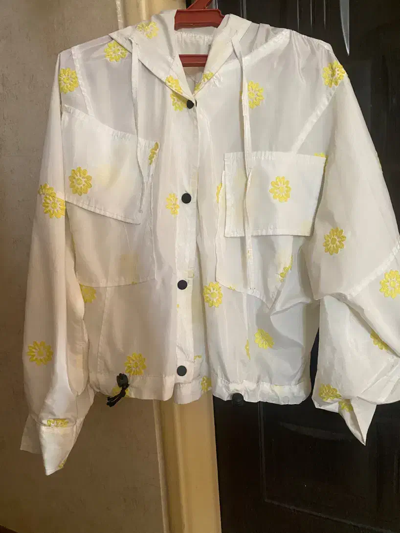 بارونی کلاهدار کوتاه ۴۰۰|لباس|شیراز, شهرک ایثار|دیوار