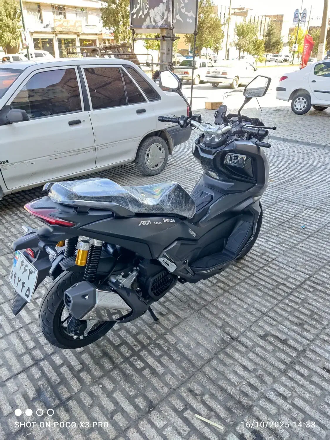موتور adv160همتاز|موتورسیکلت|سنندج, |دیوار